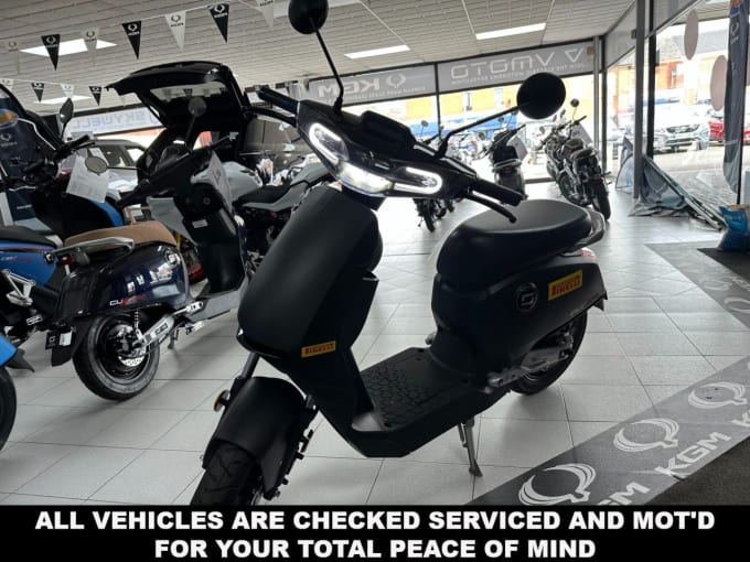 2025 Vmoto Cux