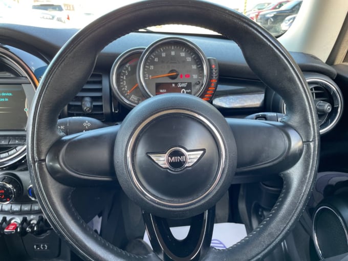 2025 Mini Hatch