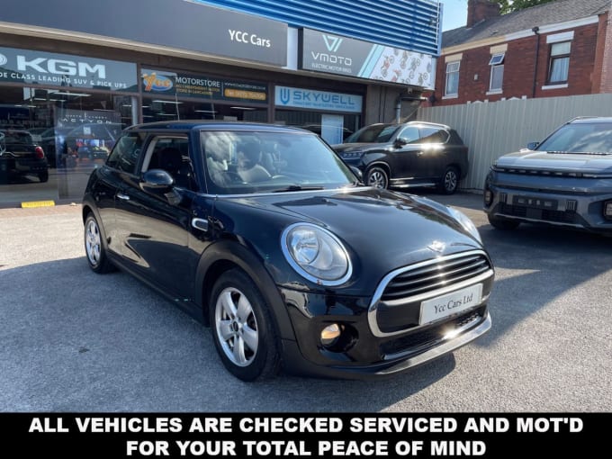 2025 Mini Hatch