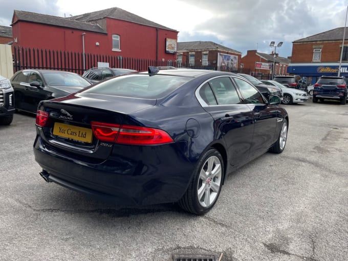 2025 Jaguar Xe