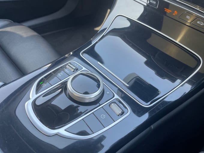 2025 Mercedes-benz C-class