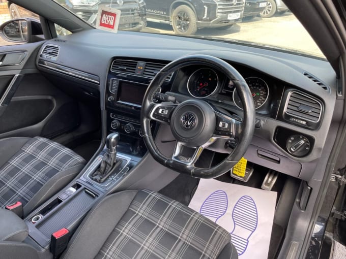 2025 Volkswagen Golf