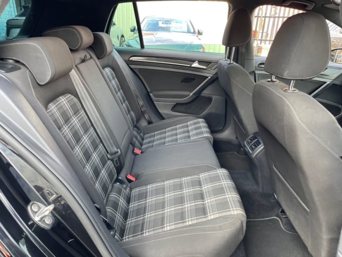 2025 Volkswagen Golf