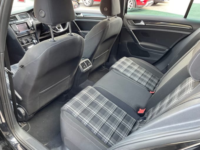 2025 Volkswagen Golf