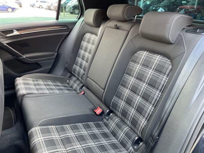 2025 Volkswagen Golf