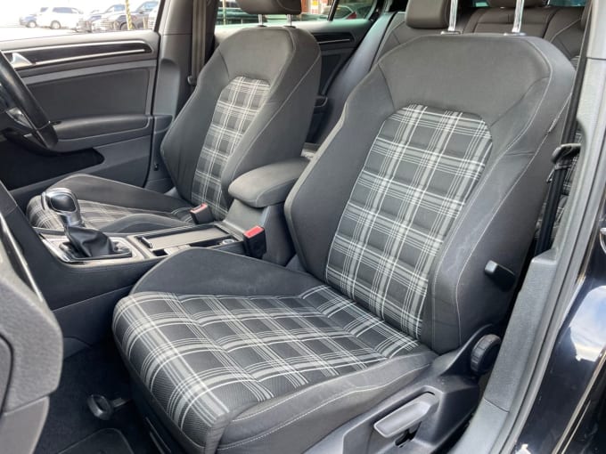2025 Volkswagen Golf