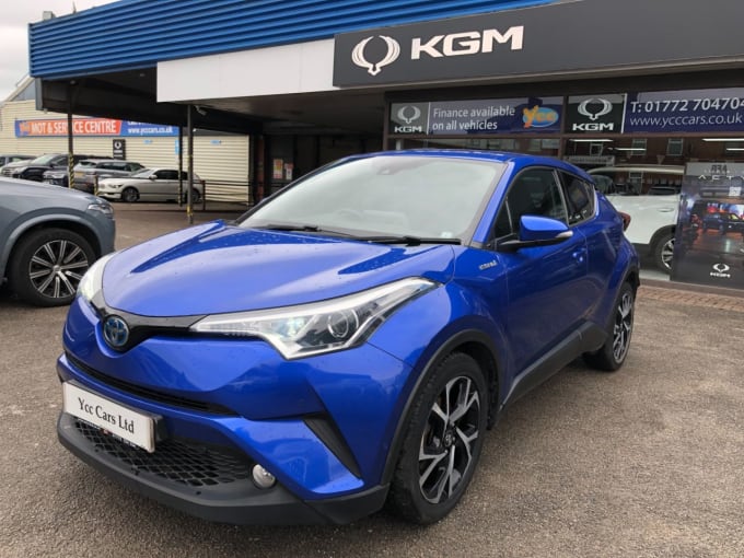2025 Toyota C-hr