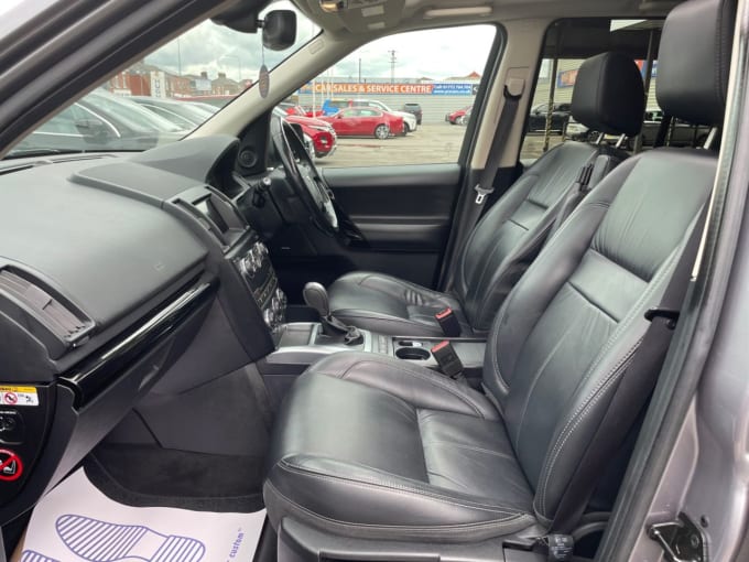 2025 Land Rover Freelander 2