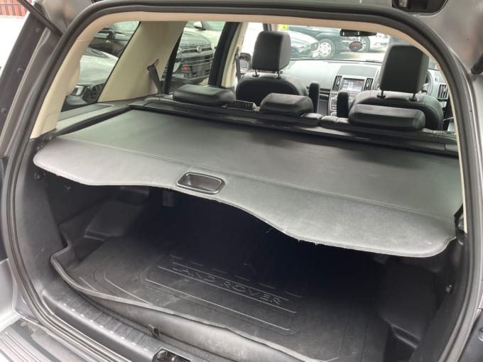 2025 Land Rover Freelander 2