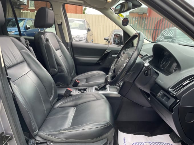 2025 Land Rover Freelander 2
