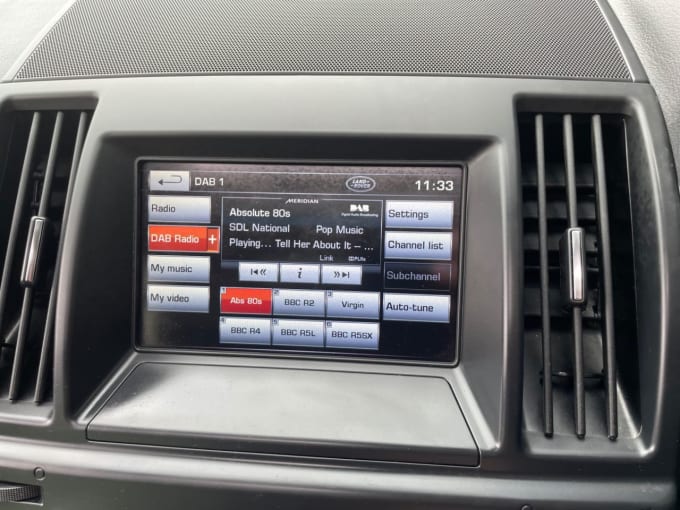2025 Land Rover Freelander 2