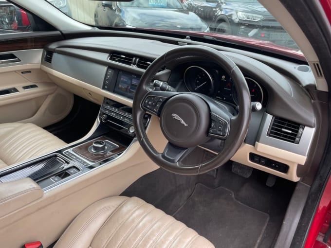 2025 Jaguar Xf