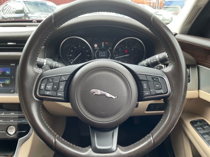 2025 Jaguar Xf