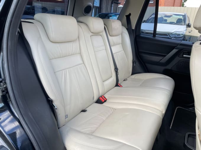 2025 Land Rover Freelander 2