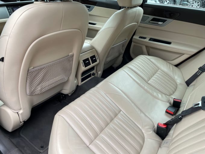 2025 Jaguar Xf