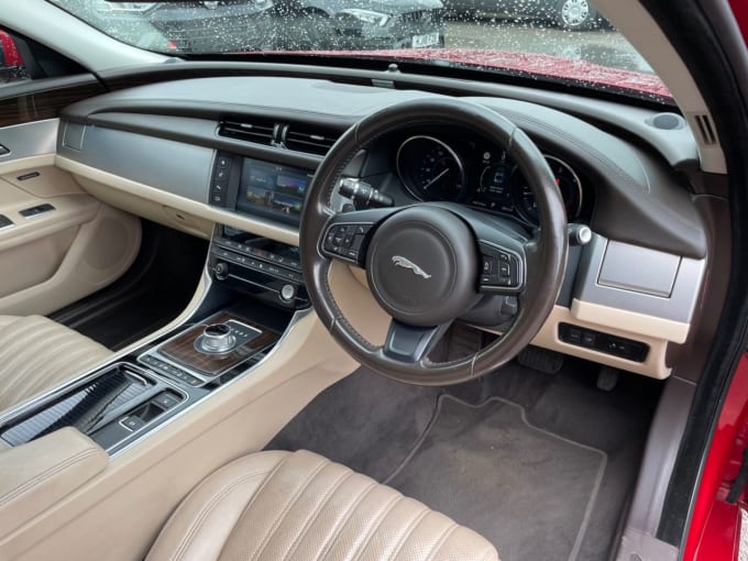 2025 Jaguar Xf