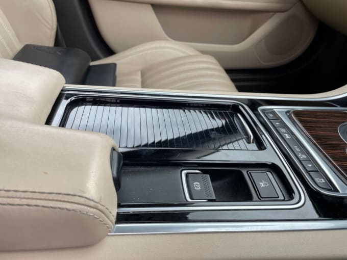 2025 Jaguar Xf