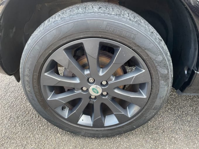 2025 Land Rover Freelander 2