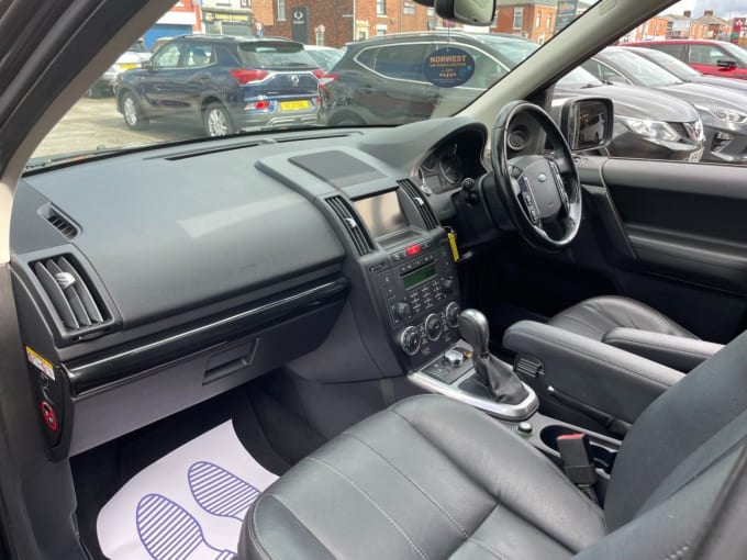 2025 Land Rover Freelander 2