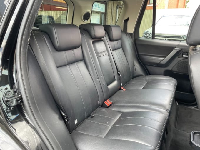 2025 Land Rover Freelander 2