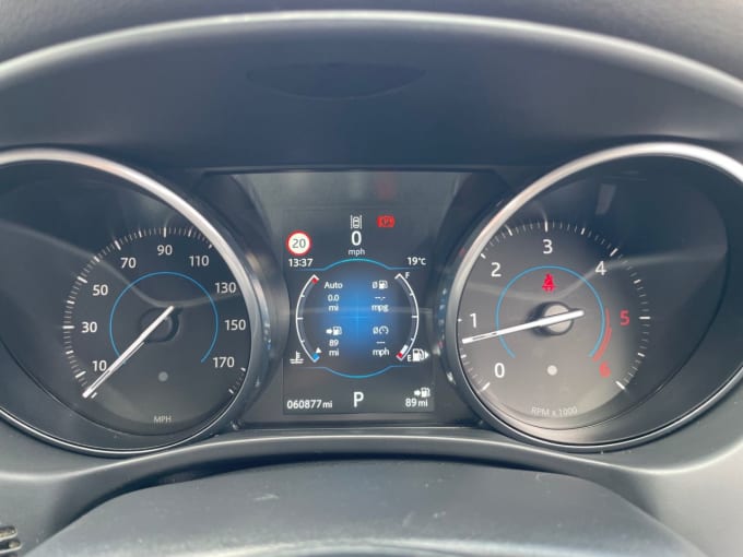2025 Jaguar Xe