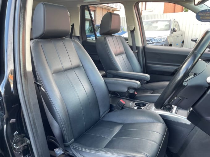 2025 Land Rover Freelander 2