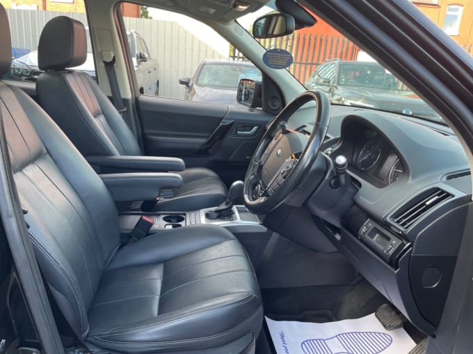 2025 Land Rover Freelander 2