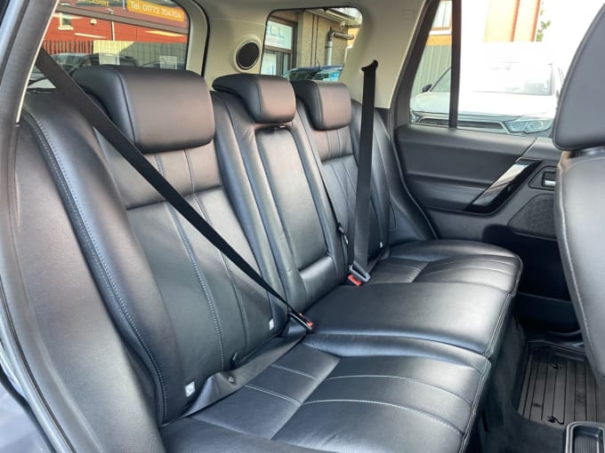 2025 Land Rover Freelander 2