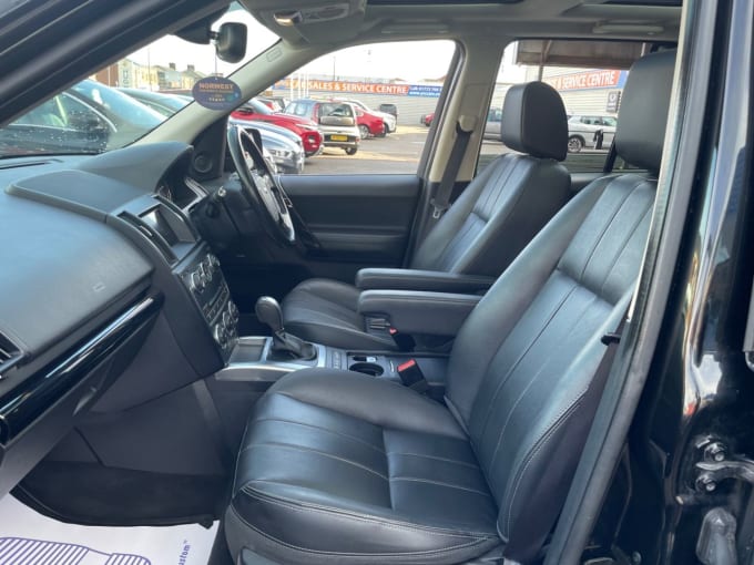 2025 Land Rover Freelander 2