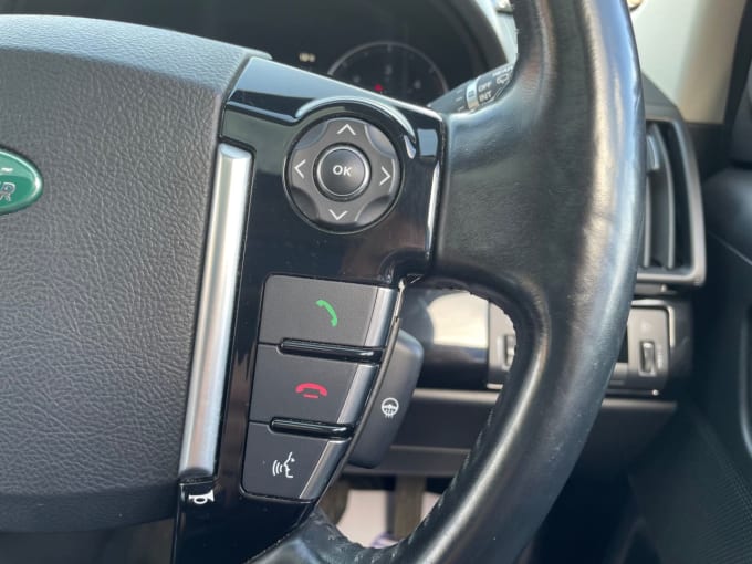 2025 Land Rover Freelander 2