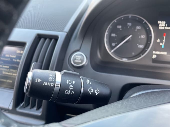 2025 Land Rover Freelander 2