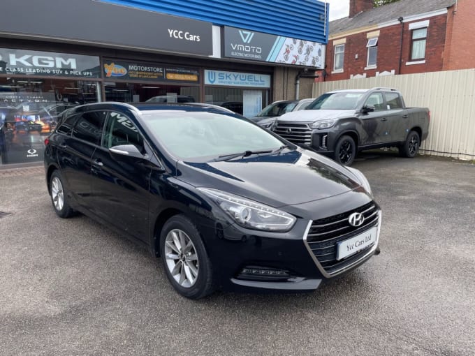 2025 Hyundai I40