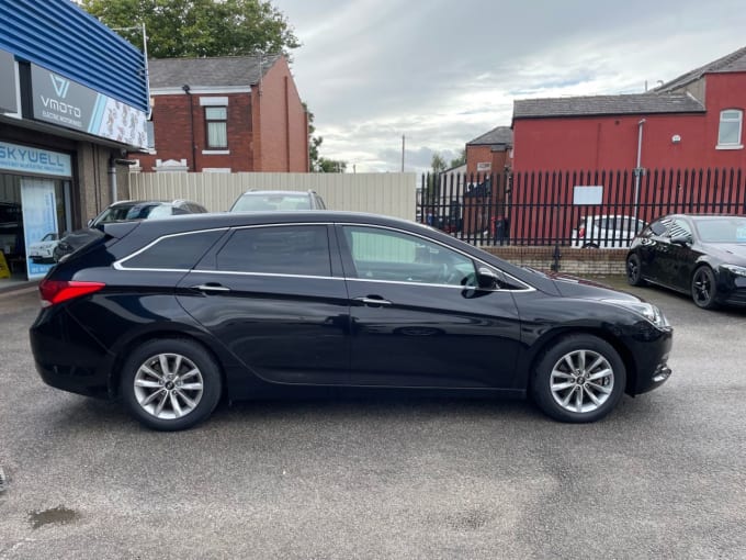 2025 Hyundai I40