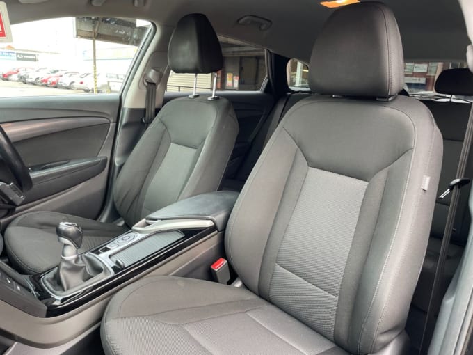 2025 Hyundai I40