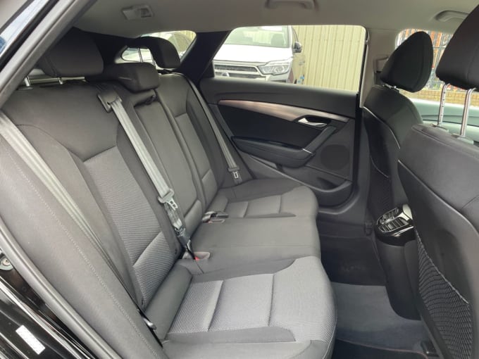 2025 Hyundai I40
