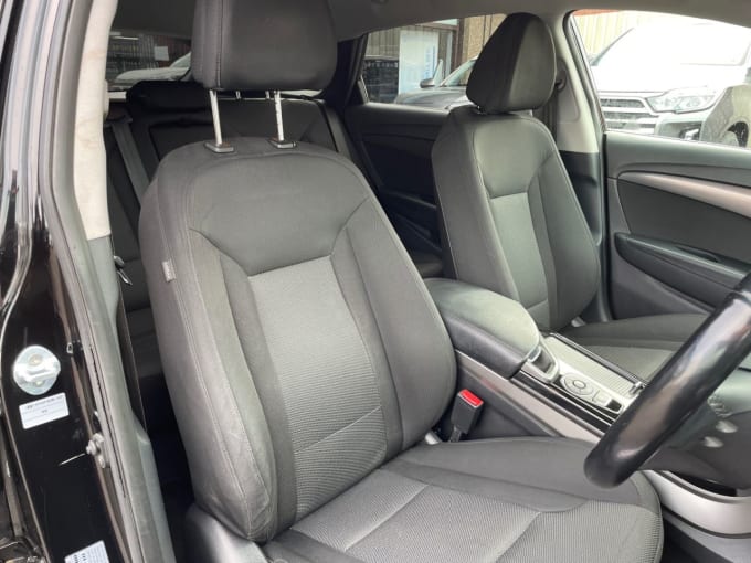 2025 Hyundai I40