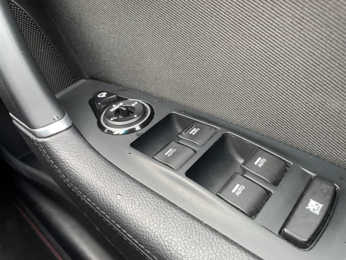 2025 Hyundai I40