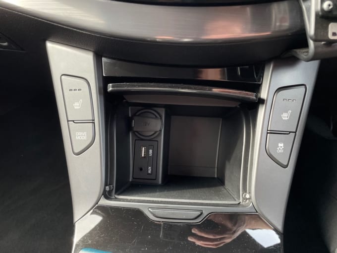 2025 Hyundai I40