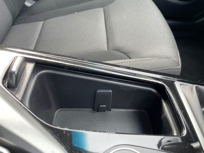 2025 Hyundai I40