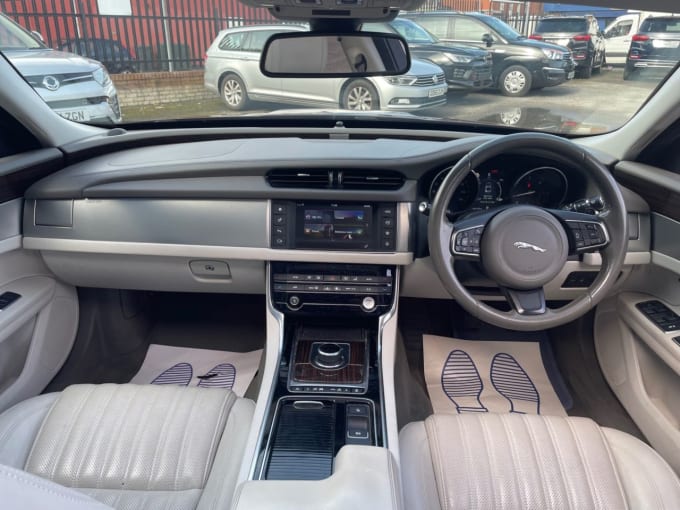2025 Jaguar Xf