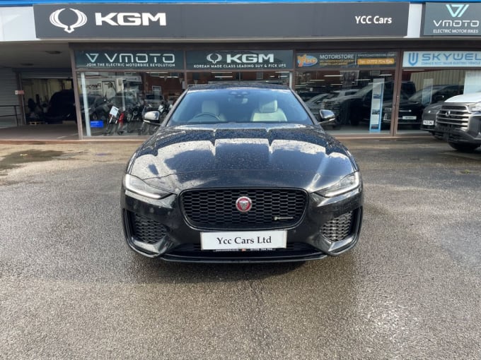 2025 Jaguar Xe
