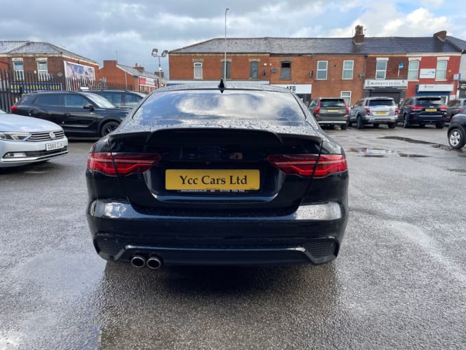 2025 Jaguar Xe