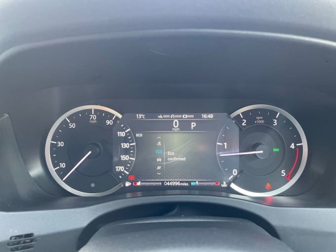 2025 Jaguar Xe