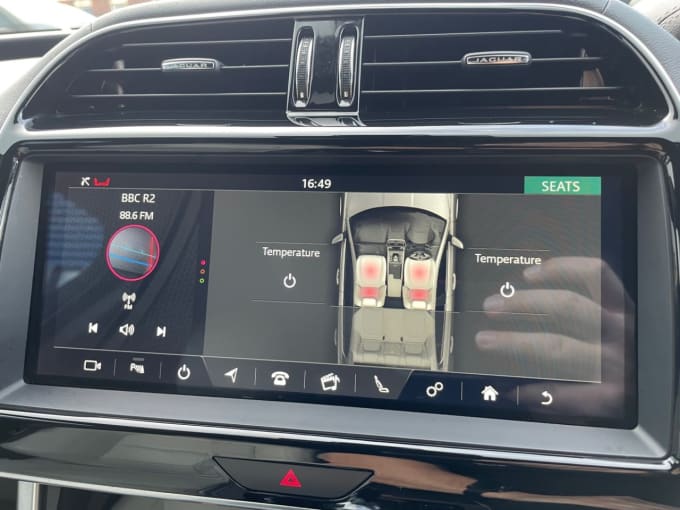 2025 Jaguar Xe