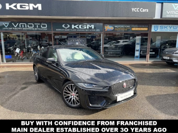 2025 Jaguar Xe