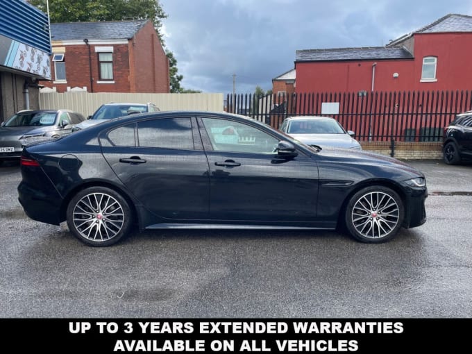 2025 Jaguar Xe