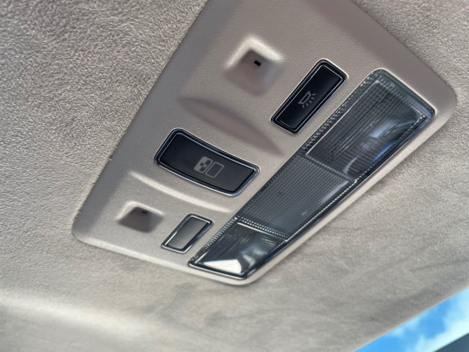 2025 Jaguar Xj