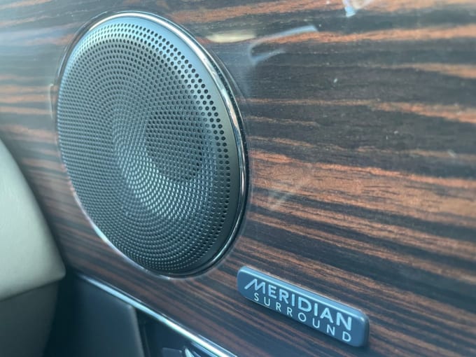 2025 Jaguar Xj