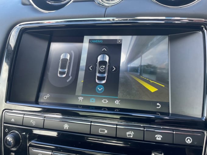 2025 Jaguar Xj