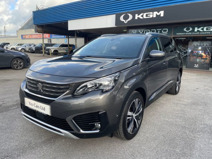 2025 Peugeot 5008